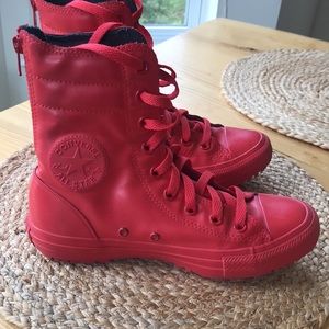 Rare- Converse Rubber Boots - women’s 7